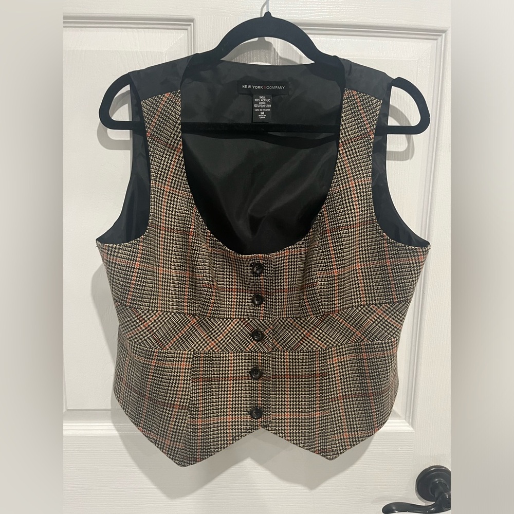 New York & Company women’s vest, size 14